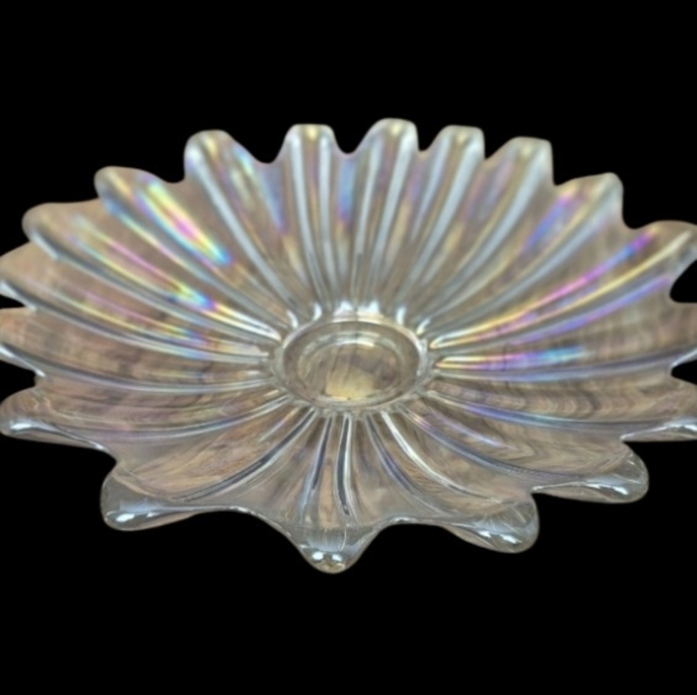 Vintage irridescent Carnival Glass Bowl